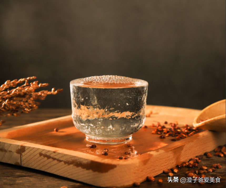 中国有4种“光瓶酒”，都是100%纯粮酿造，好喝不贵，看你家有吗