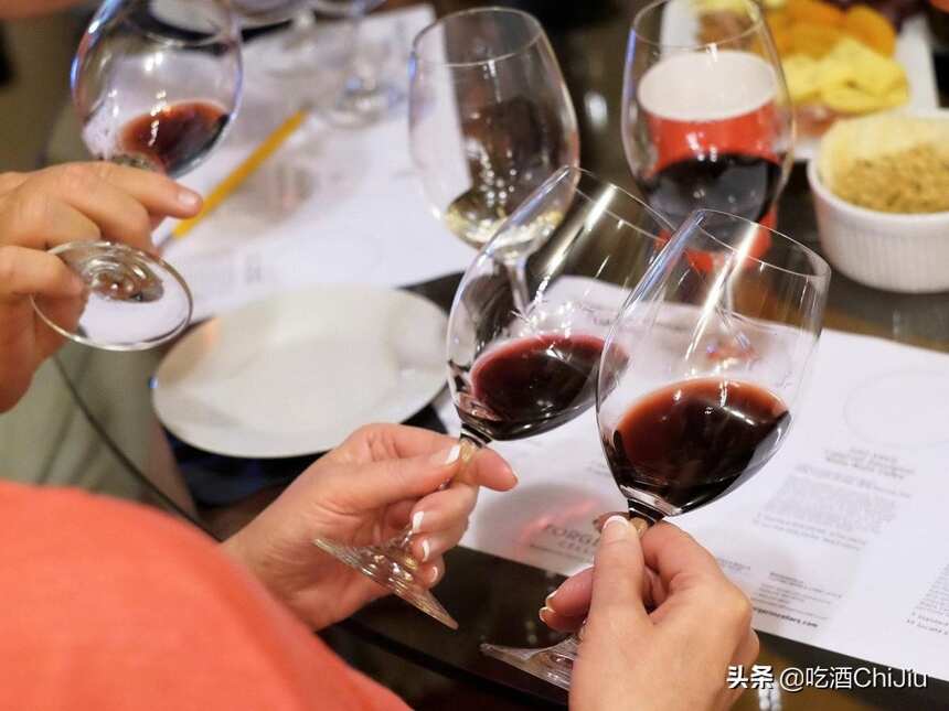 喝“红葡萄酒”之前，你该知道哪些事儿？