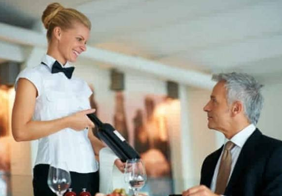 如何判断一个餐厅的葡萄酒服务水平，关键看这些细节