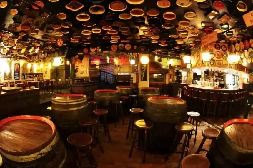 涨知识｜世界上最遥远的五个酒吧，你会去拜访吗？