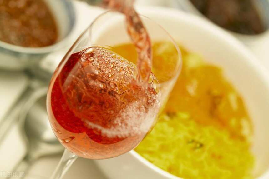 关于桃红葡萄酒你需要知道的7件事