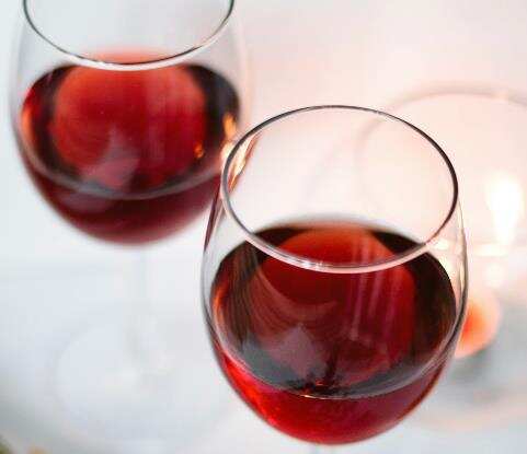 葡萄酒干红与甜红的区别