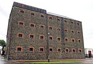 英国最古老的威士忌酒厂