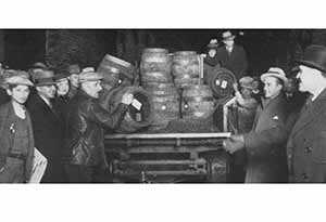 工艺啤酒的历史，从起源到工业革命