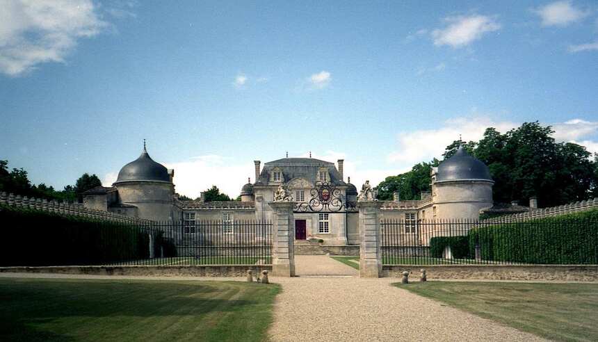马乐酒庄 Chateau de Malle