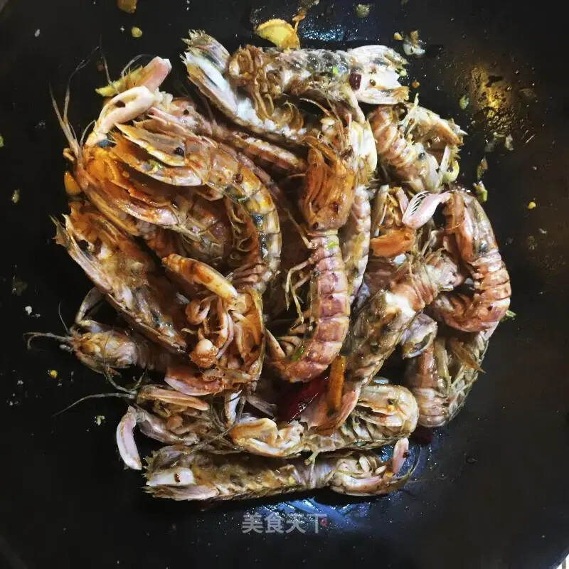 皮皮虾最肥美的季节，鲜甜味美，大家千万不要错过
