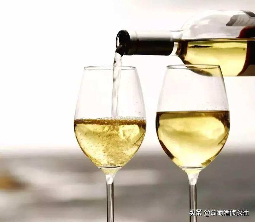 如何像懂酒的行家一样去挑选葡萄酒？