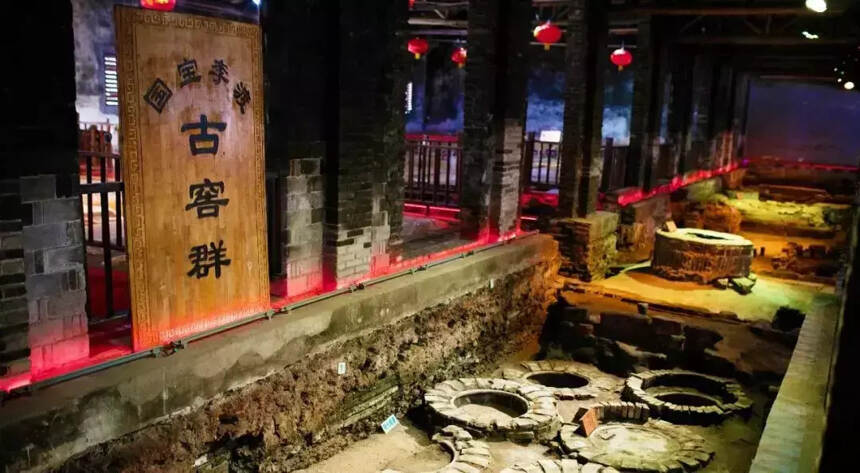 中国酒文化系列之酒物：一个时代变迁的缩影