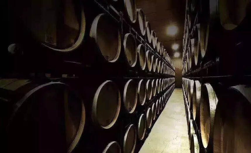 THE DALMORE帝摩，从入门到进阶都是最佳选择威士忌