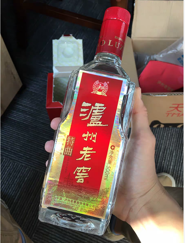 中国公认最好喝的白酒，泸州老窖上榜，五粮液第2，第1不意外