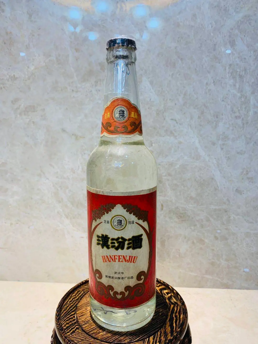 连续两届获中国名酒称号的黄鹤楼酒，怎么没人喝了？