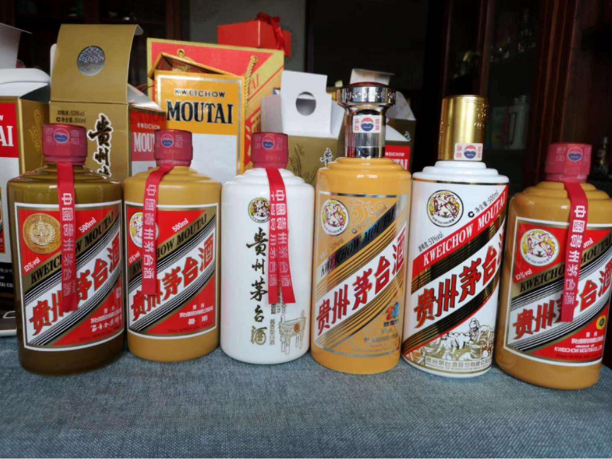 中国好喝的白酒排名：汾酒垫底，泸州老窖第3，第1实至名归