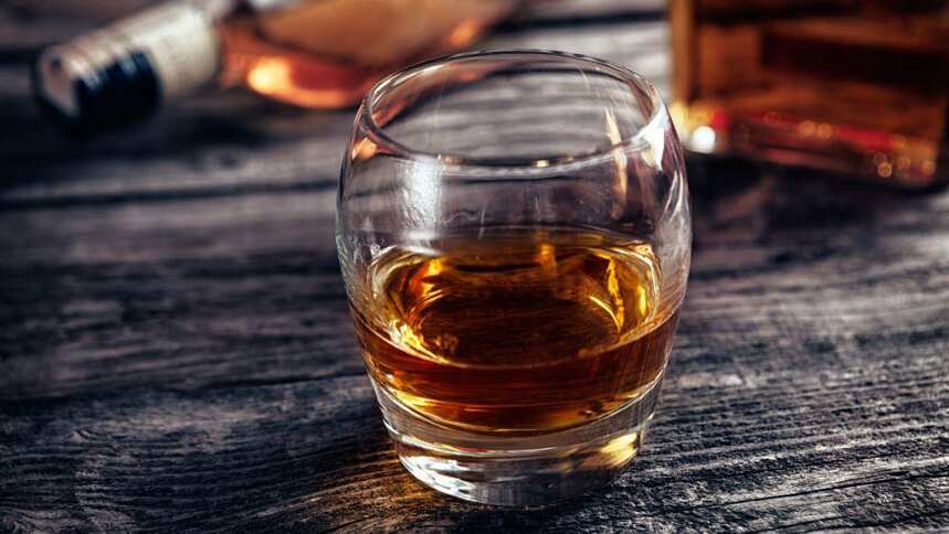 喝威士忌的酒杯怎么选？