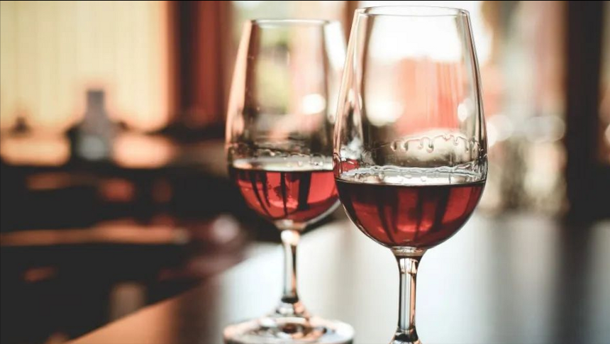 红酒知识 | 为什么法国的红酒特别注意年份？