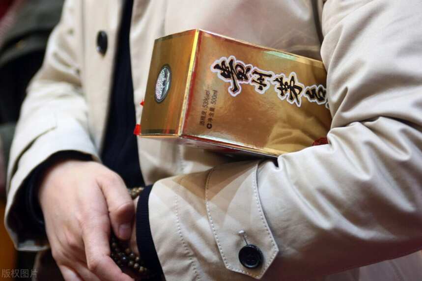 茅台首次上榜中国高净值人群女士送礼品牌前五