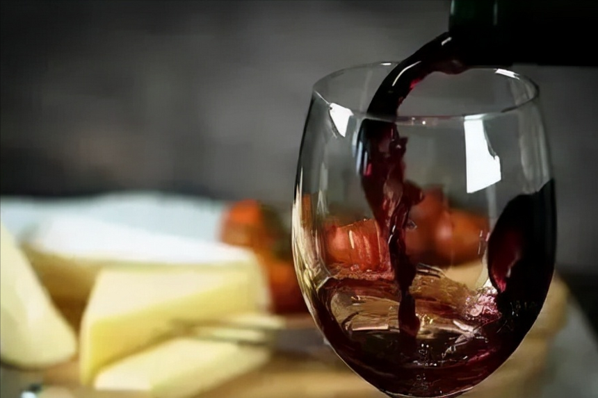 红酒知识 | 为什么葡萄酒中要加二氧化硫？