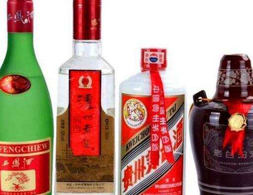 喝酒人必知的酒知识：中国白酒四大元老，四大香型鼻祖都是谁
