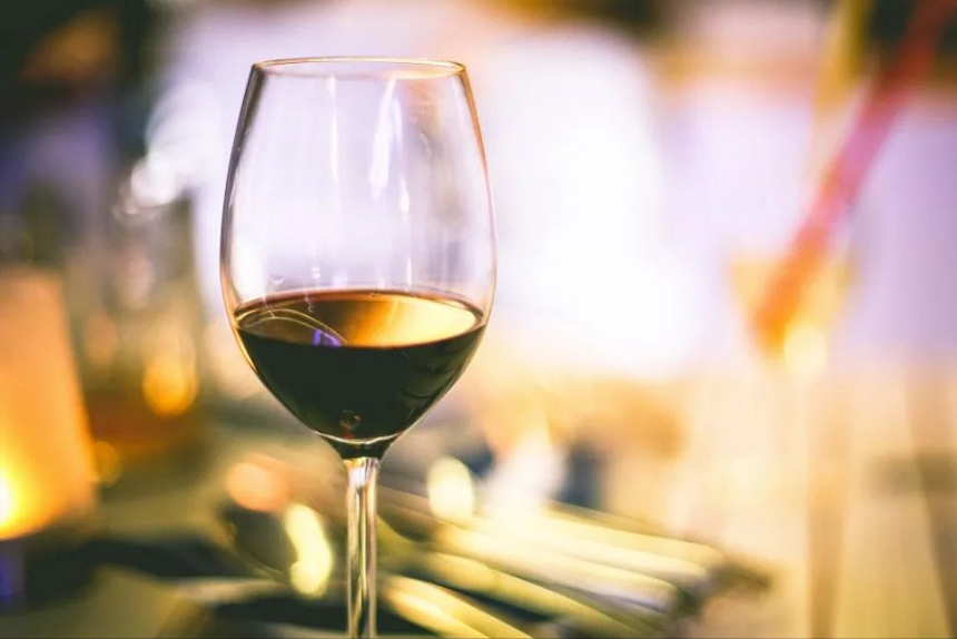 红酒知识 | 为什么法国的红酒特别注意年份？