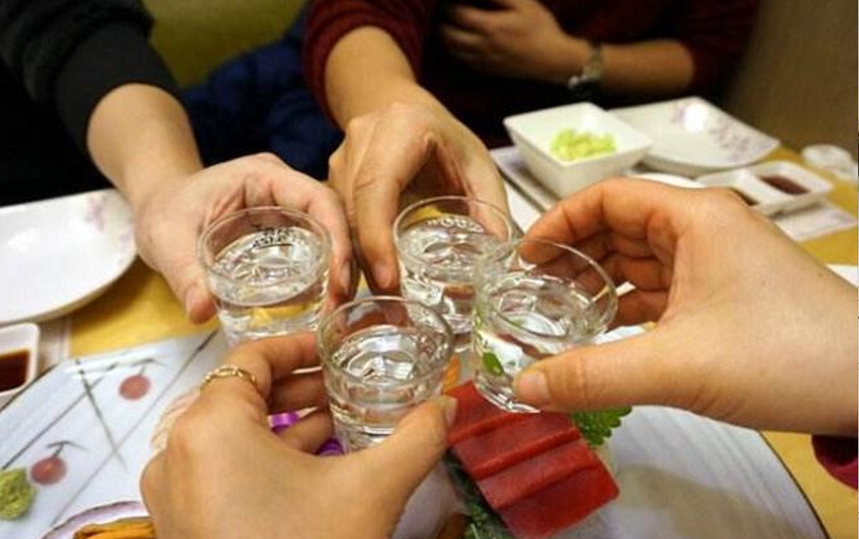 最能喝酒的几个省，山东上榜，内蒙古排第二，第一拿酒当水喝