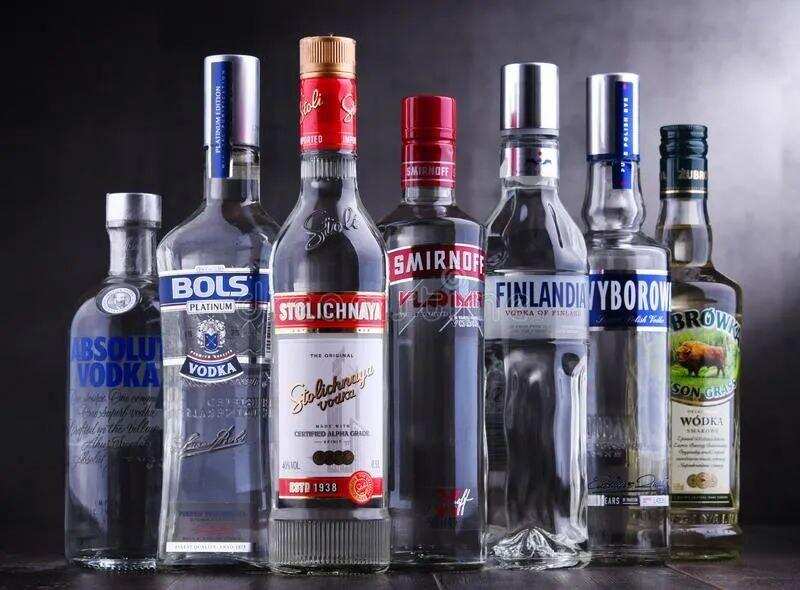俄罗斯人天天必喝伏特加，俄罗斯每年因喝伏特加夺命多少人？
