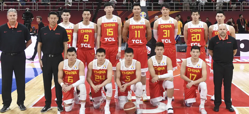 恭喜中国篮球战胜巴林队！篮球人酒业全体员工向中国篮球队致敬