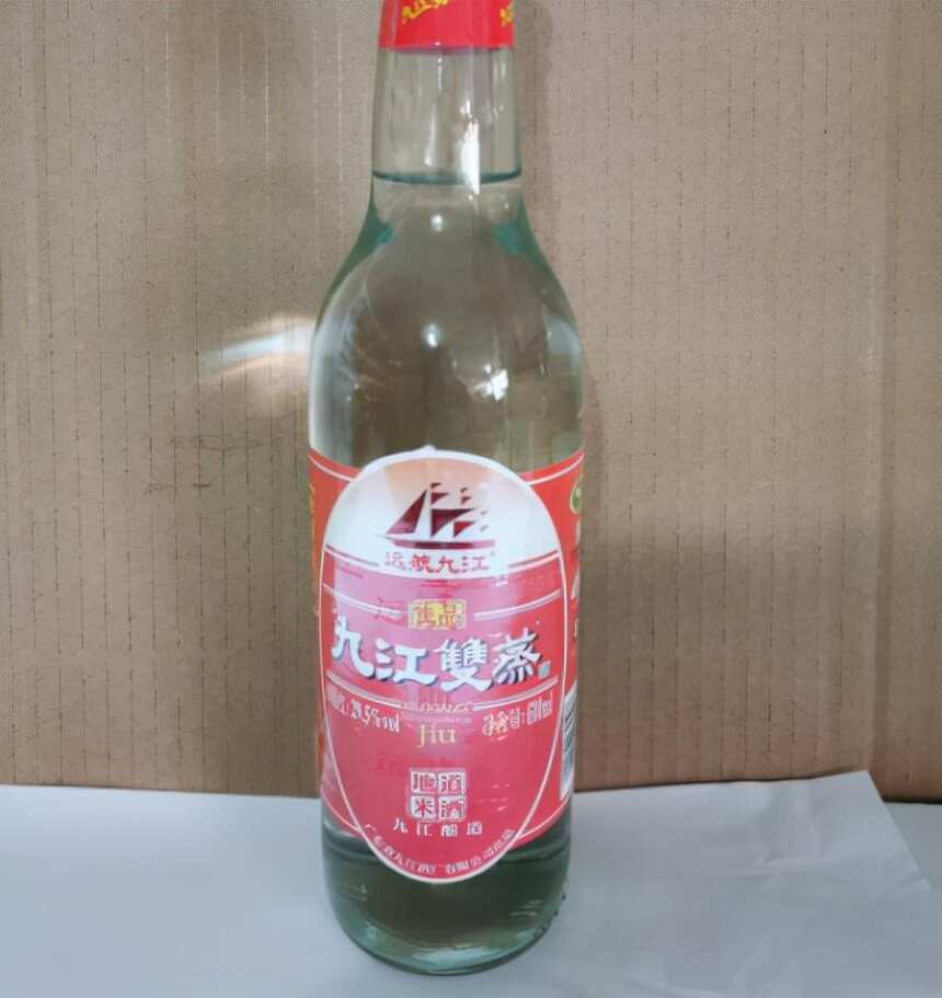 中国5款白酒“小透明”，都是不加1滴酒精的纯粮酒，懂的人却很少