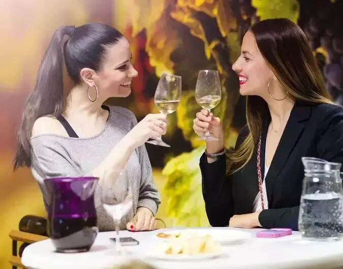 中国女性为什么更适合喝酱香酒？