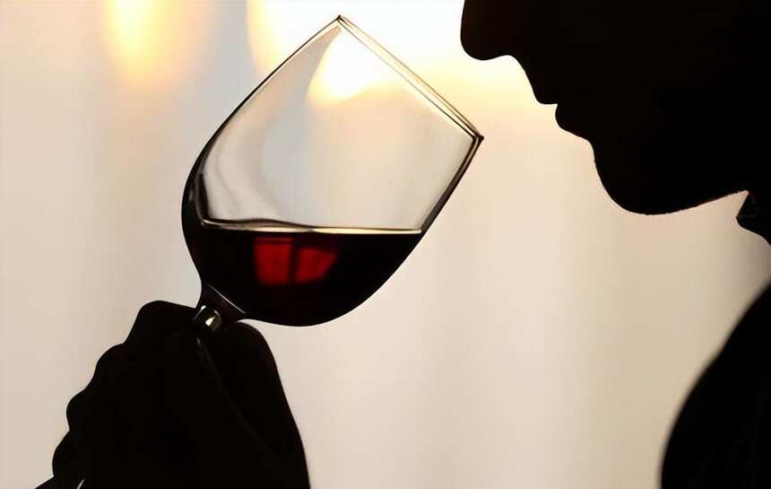 “酒是陈的香”，这一说法适用于奔富海兰酒庄葡萄酒吗？