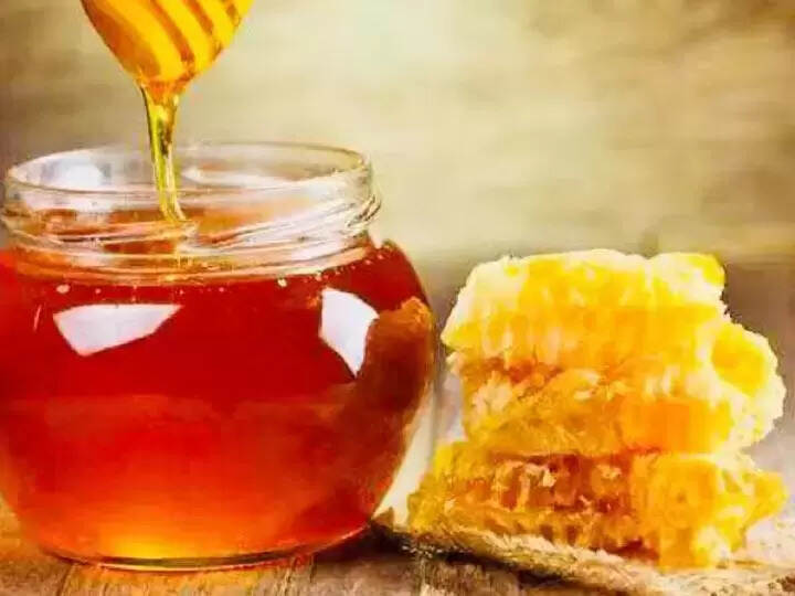 蜂蜜酒怎么酿造？家庭自酿蜂蜜固态发酵蒸馏白酒