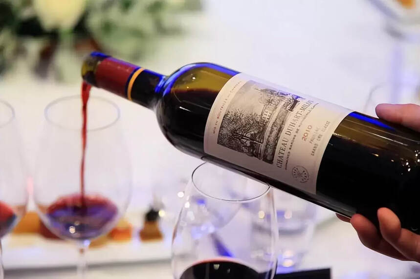 法国波尔多葡萄酒产区的特点（法国性价比高的红酒品牌排行榜）