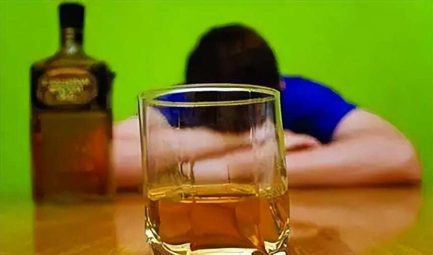 非成勿饮 | 让未成年人远离饮酒，法律怎么说？