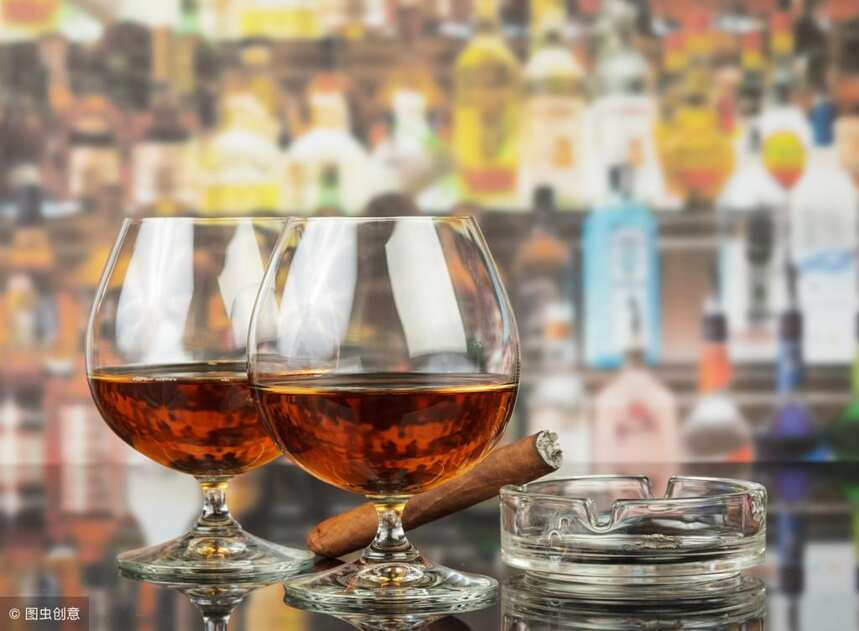 度娘永远不会教你的16款威士忌鸡尾酒配方！