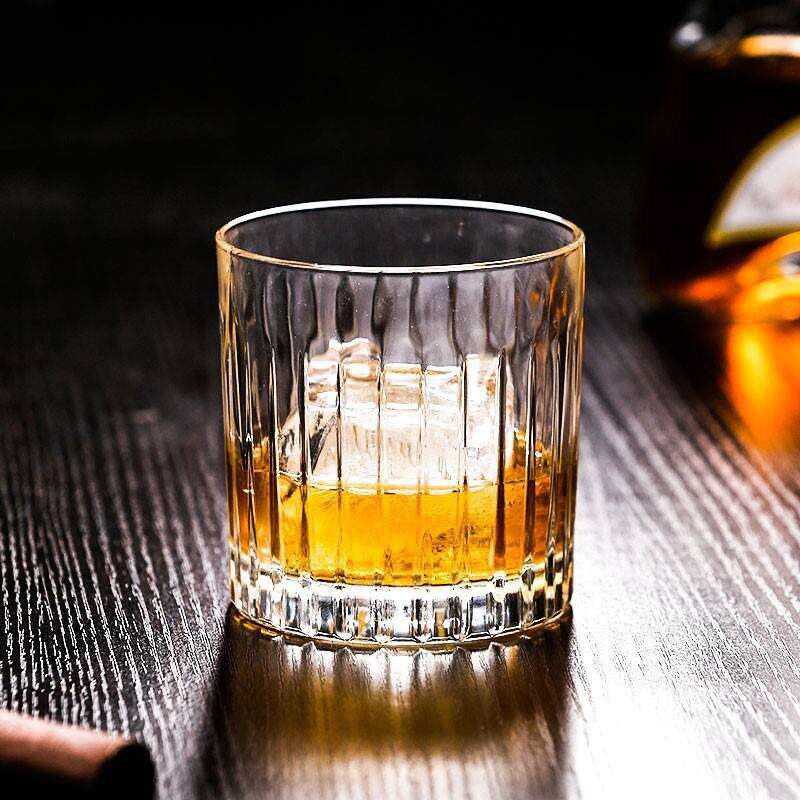 VETO威士忌知识学院丨威士忌酒杯选用指南