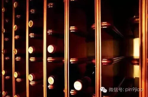 榫卯（sǔn mǎo）酒架--中国千年手工工艺的传承