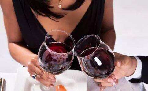 为什么越来越多的人喜欢喝葡萄酒