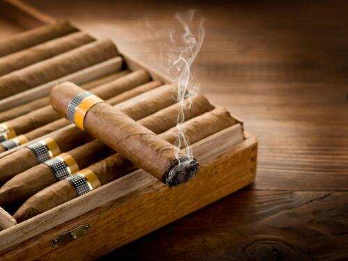 选择合适雪茄柜雪茄保湿盒的6个技巧