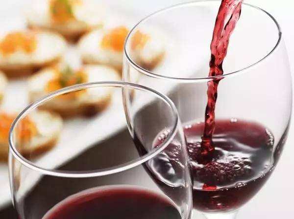 神索Cinsault葡萄，混酿红葡萄酒不可或缺的品种