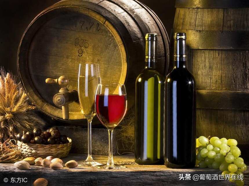 陈贮对红葡萄酒的风味有什么影响？