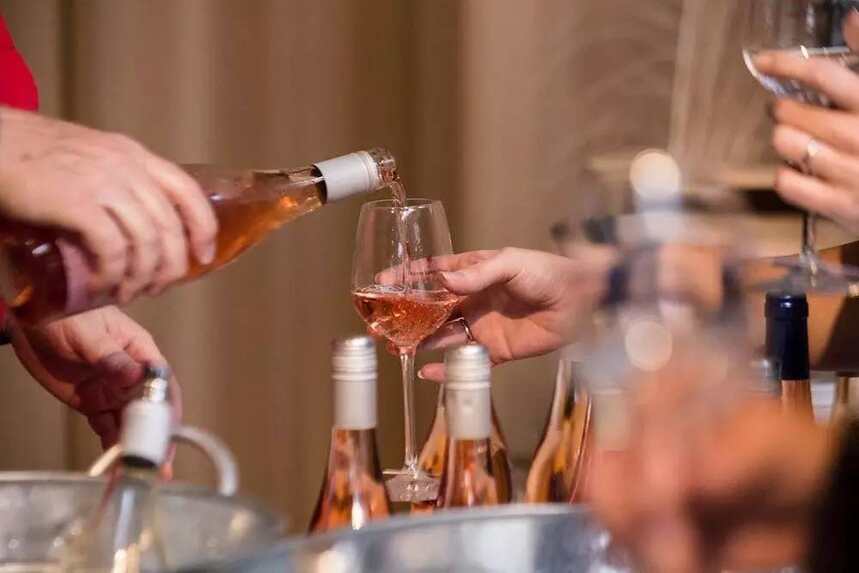 女神节必推——高颜值又好味道的桃红葡萄酒
