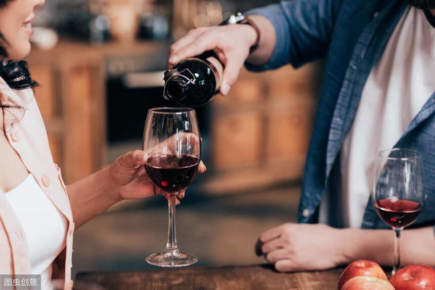 初次喝红酒怎样挑选适合自己的红酒？