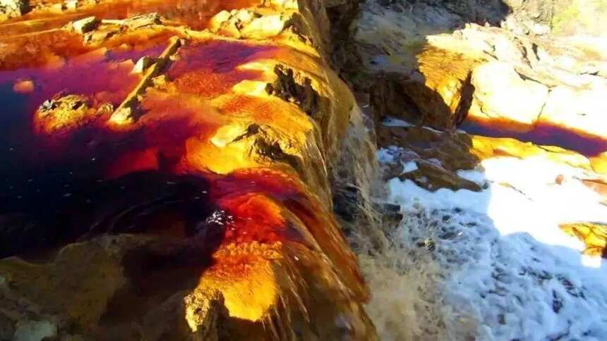 西班牙的“红酒河”：地球上最像火星的地方