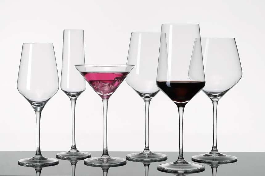 酒杯的选购｜如何区分水晶杯与玻璃杯？