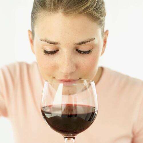如何挑选与品鉴红葡萄酒？