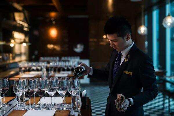 罗纳专访｜上海静安香格里拉葡萄酒总监Jasper心中的罗纳河谷葡萄酒
