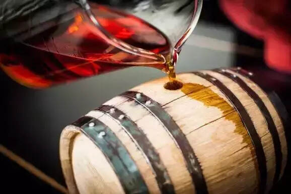 解密 | 经过橡木桶的葡萄酒，究竟有什么不一样？