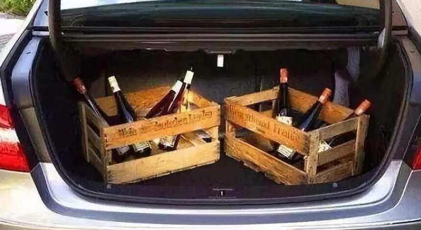 不管什么酒，千万不要放在汽车的后备箱