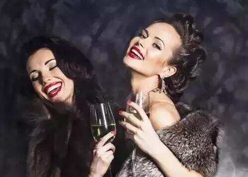 后半生越过越好的女人，都喜欢喝杯葡萄酒