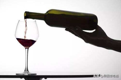 真相了！一张图告诉你葡萄酒瓶底凹槽的所有秘密！真不是这么简单