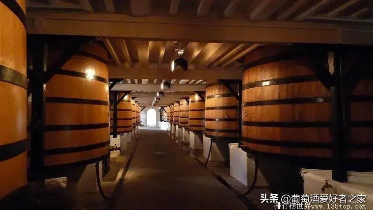 木桐酒庄——酒标最具特色的一级酒庄