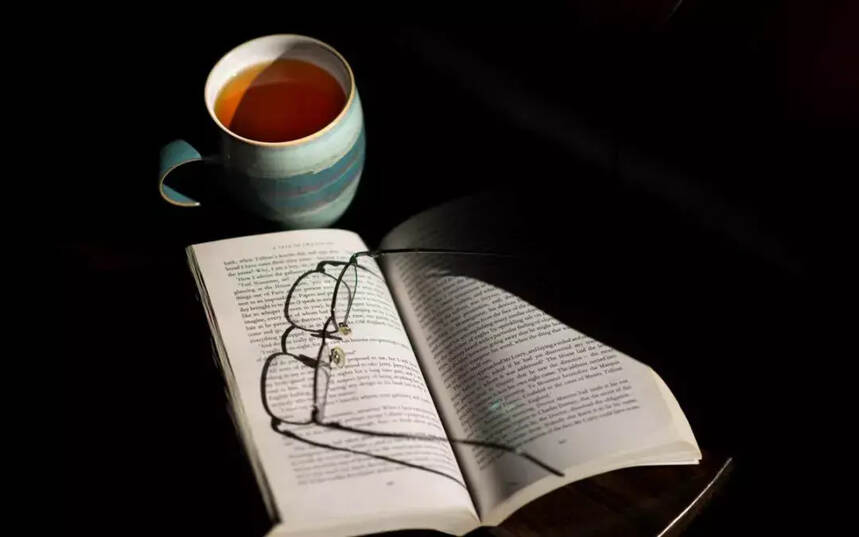 红酒、咖啡和茶什么时间段喝最好,免费领取葡萄酒电子书籍
